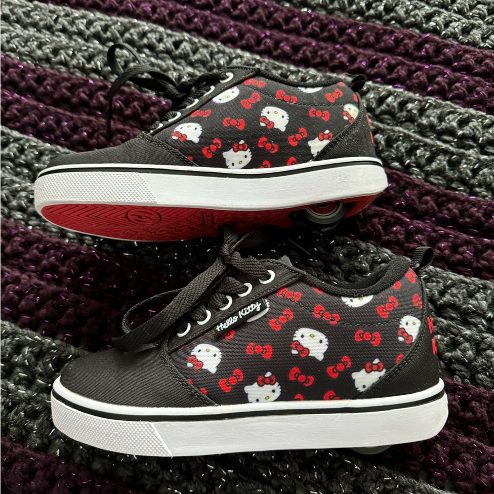 Hello Kitty Heeleys